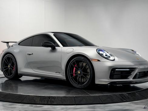 Used 2024 Porsche 911 Carrera 4 GTS AWD/4WD image 21