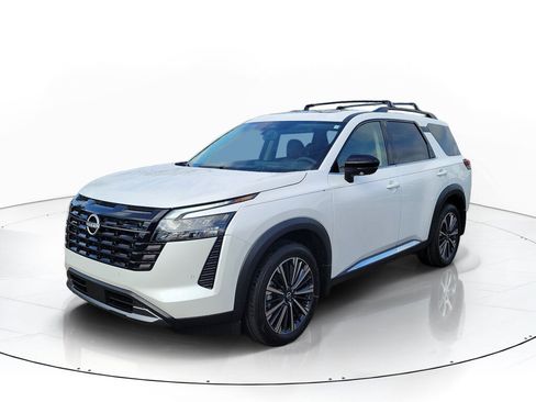 New 2026 Nissan Pathfinder Platinum AWD/4WD image 4