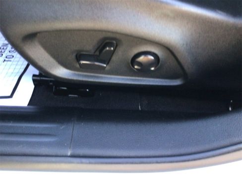 Used 2022 Jeep Compass Trailhawk w/ Trailhawk Elite Group image 18