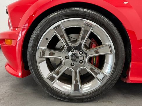 Used 2005 Ford Mustang GT Premium RWD image 82
