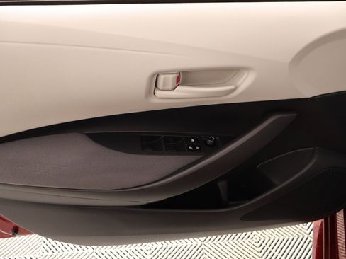 Used 2023 Toyota Corolla LE FWD image 14