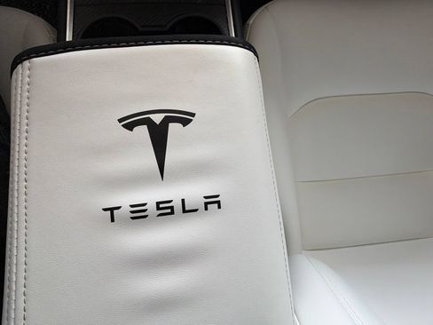Used 2023 Tesla Model 3 Performance AWD/4WD image 16