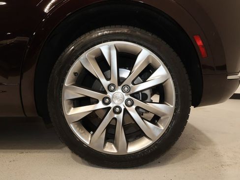 Used 2021 Buick Envision Avenir w/ Technology Package II image 35