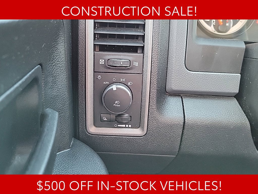 Used 2017 RAM 1500 Express AWD/4WD image 22