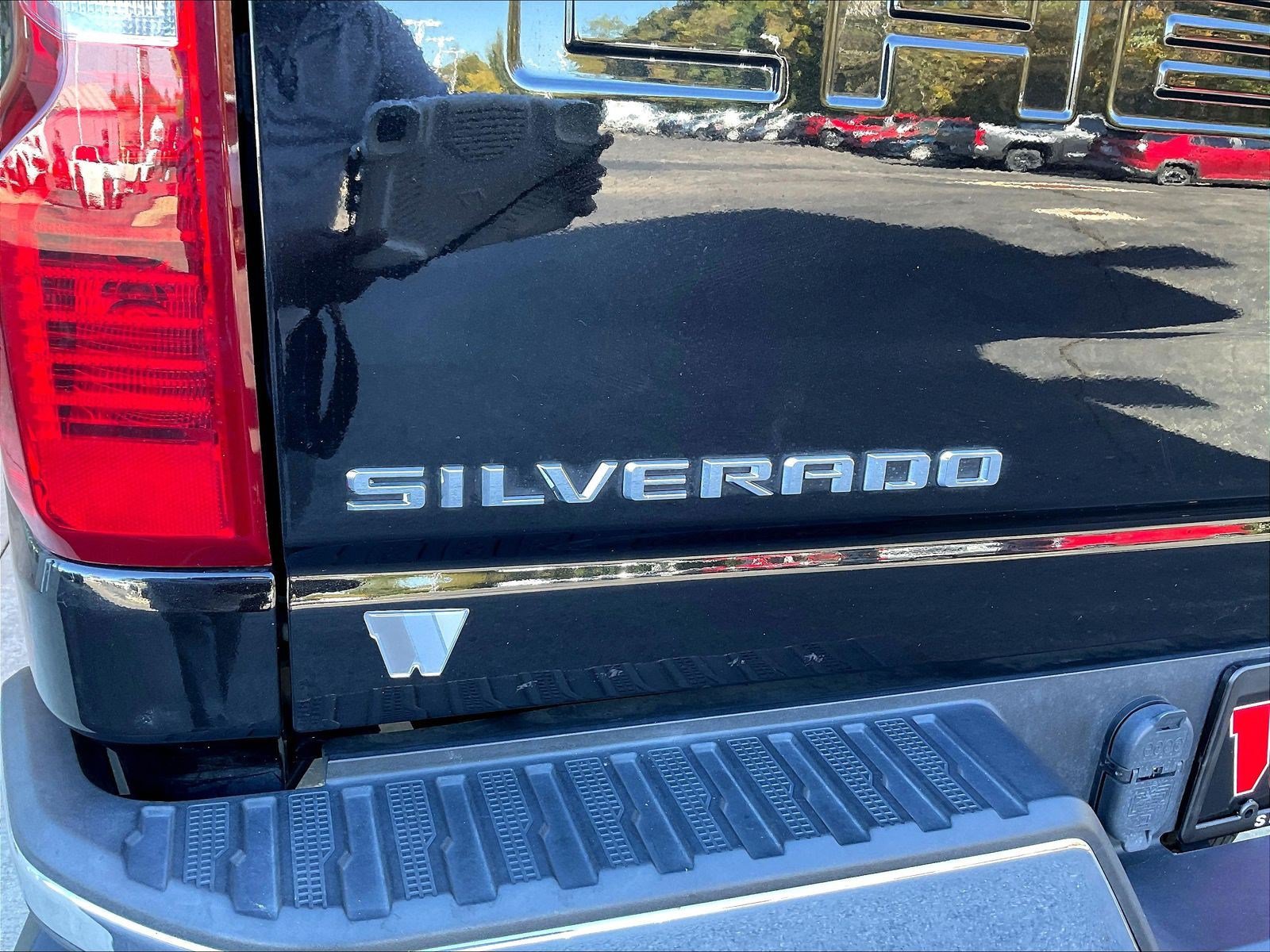 Used 2022 Chevrolet Silverado 3500 LT w/ Convenience Package AWD/4WD image 24