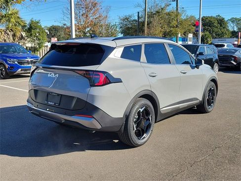 New 2026 Kia Sportage EX image 6