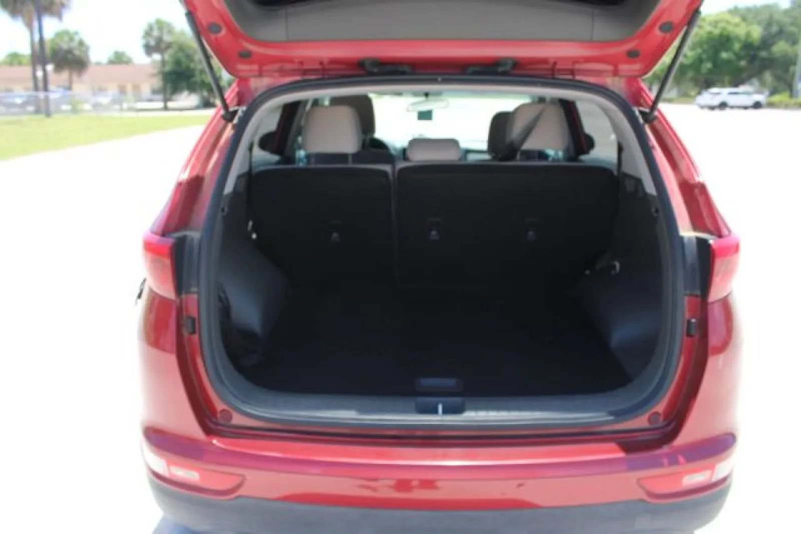 Used 2019 Kia Sportage LX FWD image 29