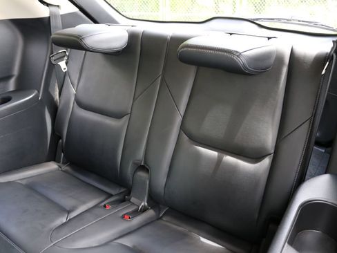 Used 2023 MAZDA CX-9 Touring image 16