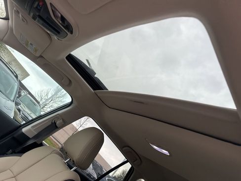 Used 2025 Subaru Outback Limited XT image 23