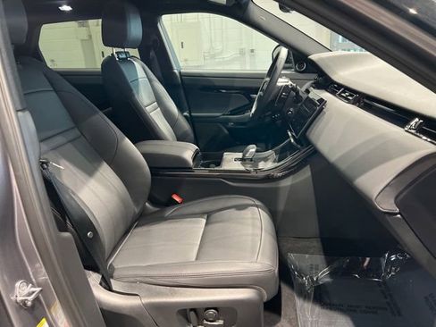 Used 2025 Land Rover Range Rover Evoque S image 51