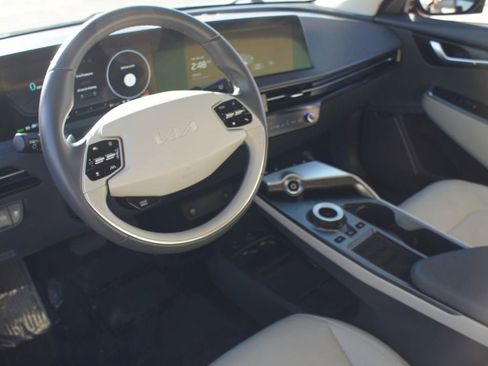 Used 2022 Kia EV6 Wind image 13