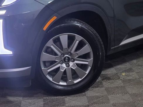 Used 2023 Hyundai Palisade SE image 10
