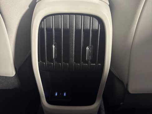 Used 2024 Hyundai Kona SEL FWD image 30