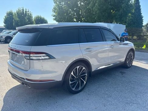Used 2021 Lincoln Aviator Reserve w/ Equipment Group 201A RWD image 5