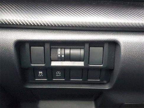 Certified 2023 Subaru Crosstrek 2.0i image 18