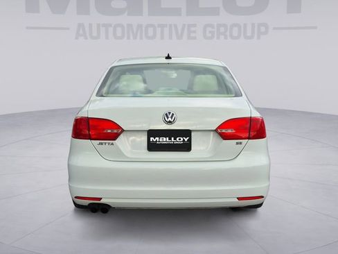 Used 2014 Volkswagen Jetta SE FWD image 4