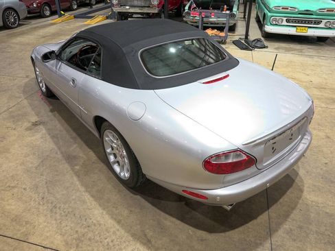 Used 2001 Jaguar XK8 Convertible RWD image 30