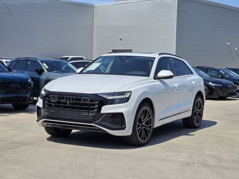 Certified 2023 Audi Q8 Premium Plus w/ Premium Plus Package AWD/4WD image 6
