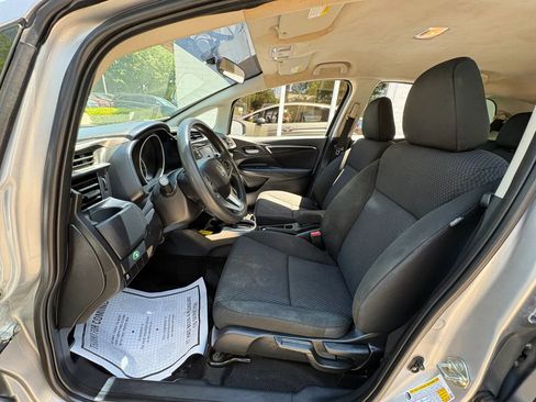 Used 2020 Honda Fit LX image 21