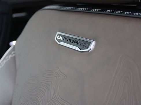 New 2026 GMC Acadia Denali Ultimate w/ LPO, All-Weather Package image 14