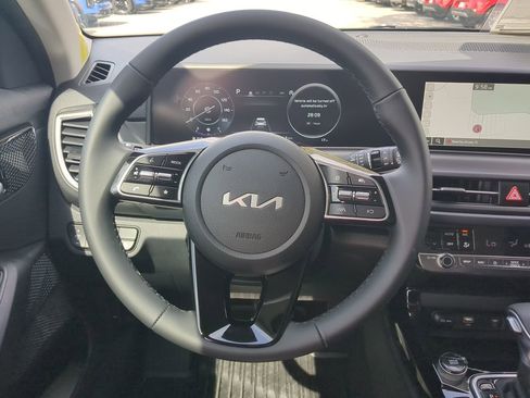 New 2026 Kia Seltos EX image 14