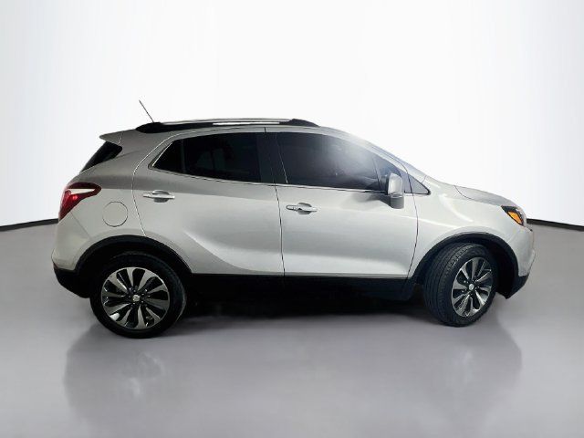 Used 2022 Buick Encore Preferred w/ Safety Package FWD image 9