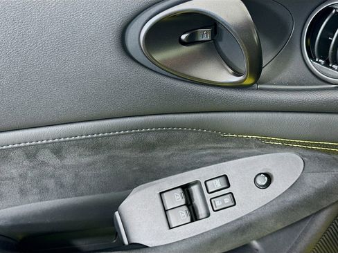 Used 2023 Nissan Z w/ Floor Mat Package (L93) RWD image 18