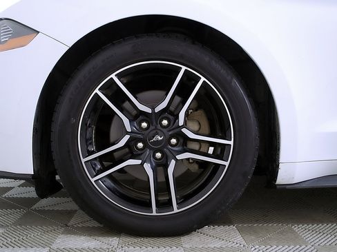 Used 2019 Ford Mustang Premium RWD image 11