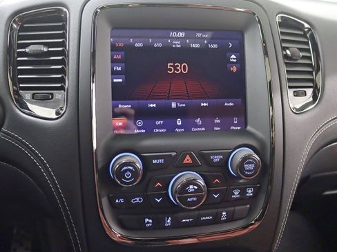 Used 2018 Dodge Durango SRT w/ SRT Interior Appearance Group image 17