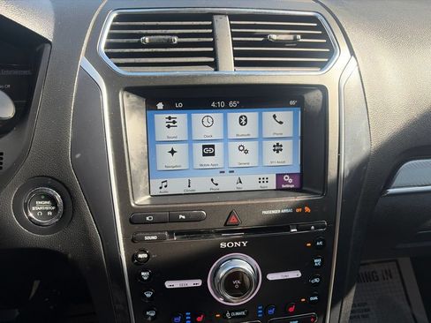 Used 2018 Ford Explorer Sport w/ Equipment Group 401A AWD/4WD image 30