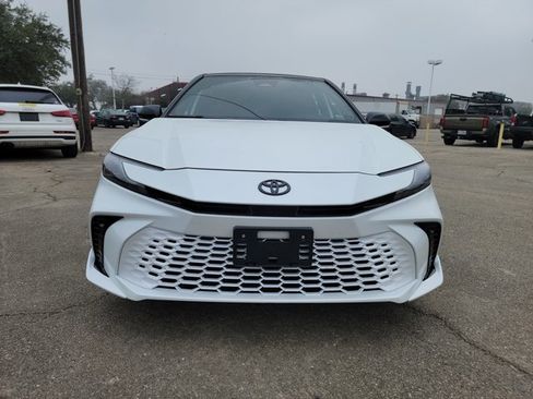 Used 2025 Toyota Camry XSE w/ Premium Package image 2
