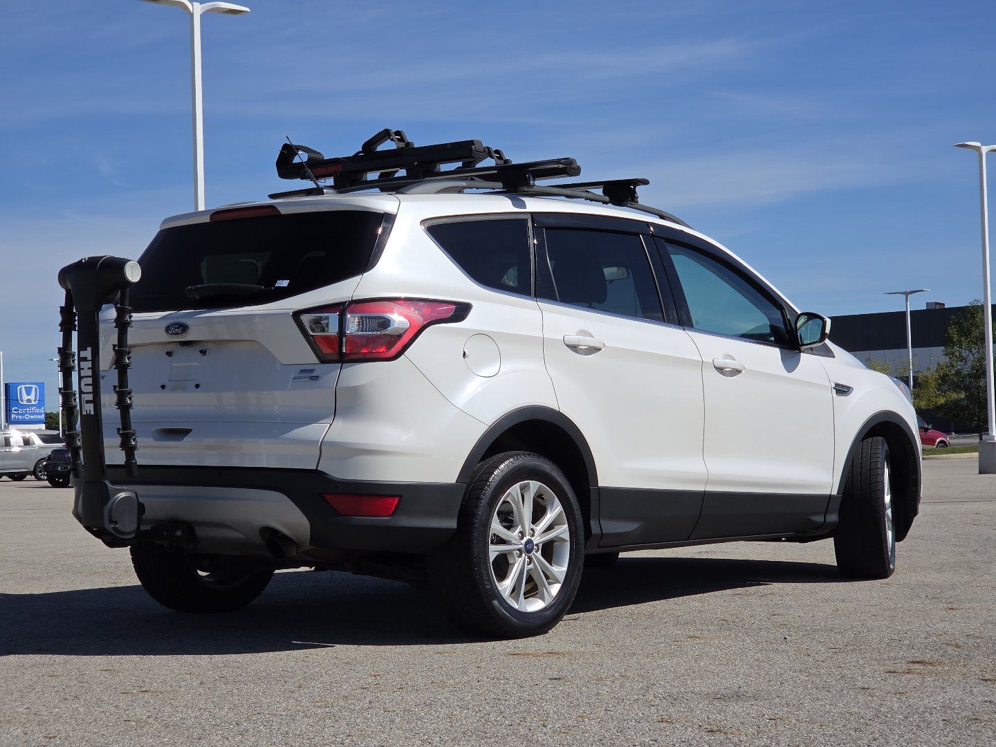 Used 2017 Ford Escape SE w/ SE Leather Comfort Package AWD/4WD image 16