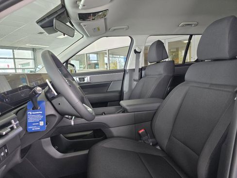 New 2026 Hyundai Santa Fe SE AWD/4WD image 18