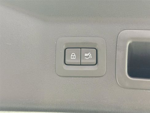 Certified 2025 MAZDA CX-70 3.3 Turbo S w/ Premium Package image 43