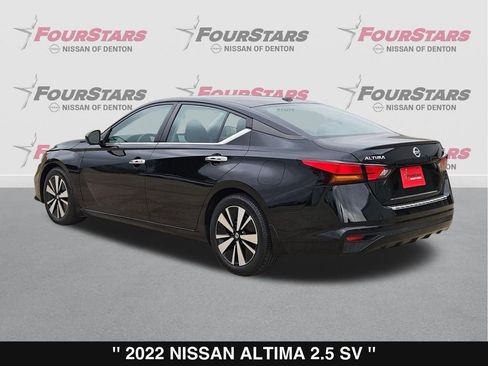 Used 2022 Nissan Altima 2.5 SV FWD image 7