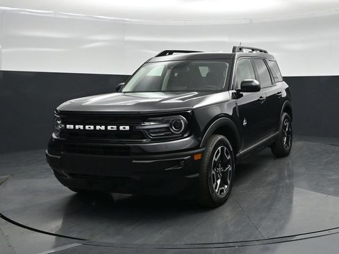 Used 2023 Ford Bronco Sport Outer Banks w/ Tech Package AWD/4WD image 52