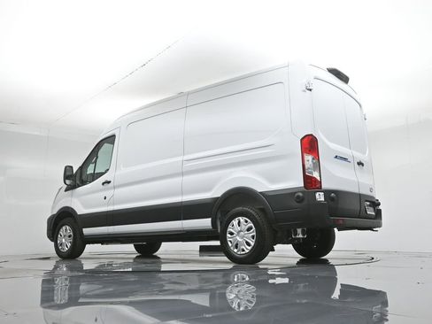 New 2026 Ford E-Transit 148 Medium Roof w/ Load Area Protection Package image 45