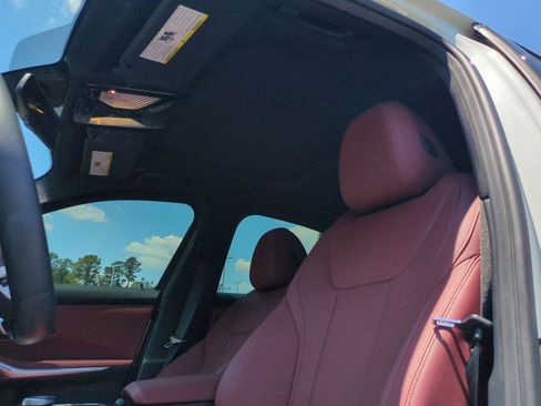 Used 2025 BMW M340i w/ Premium Package RWD image 16