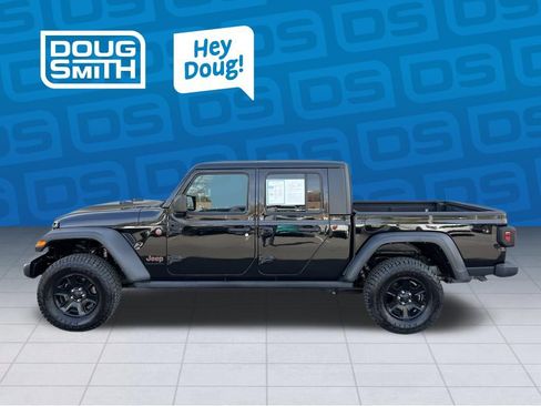 Certified 2021 Jeep Gladiator Mojave image 3