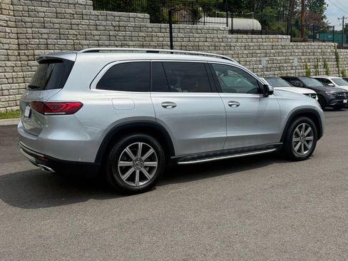 Used 2023 Mercedes-Benz GLS 450 4MATIC image 10