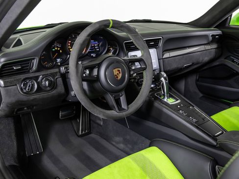 Used 2019 Porsche 911 GT3 RS image 4