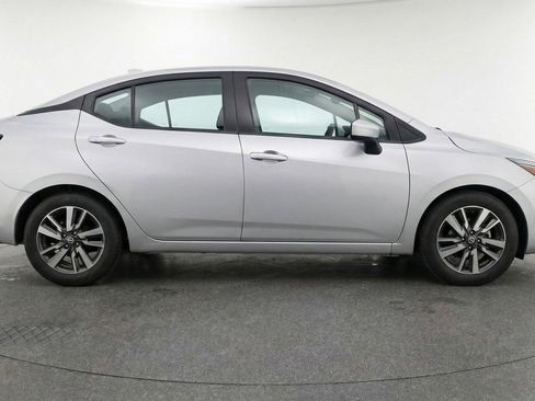 Used 2025 Nissan Versa SV FWD image 11