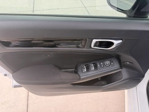 Used 2023 Honda Civic EX image 16