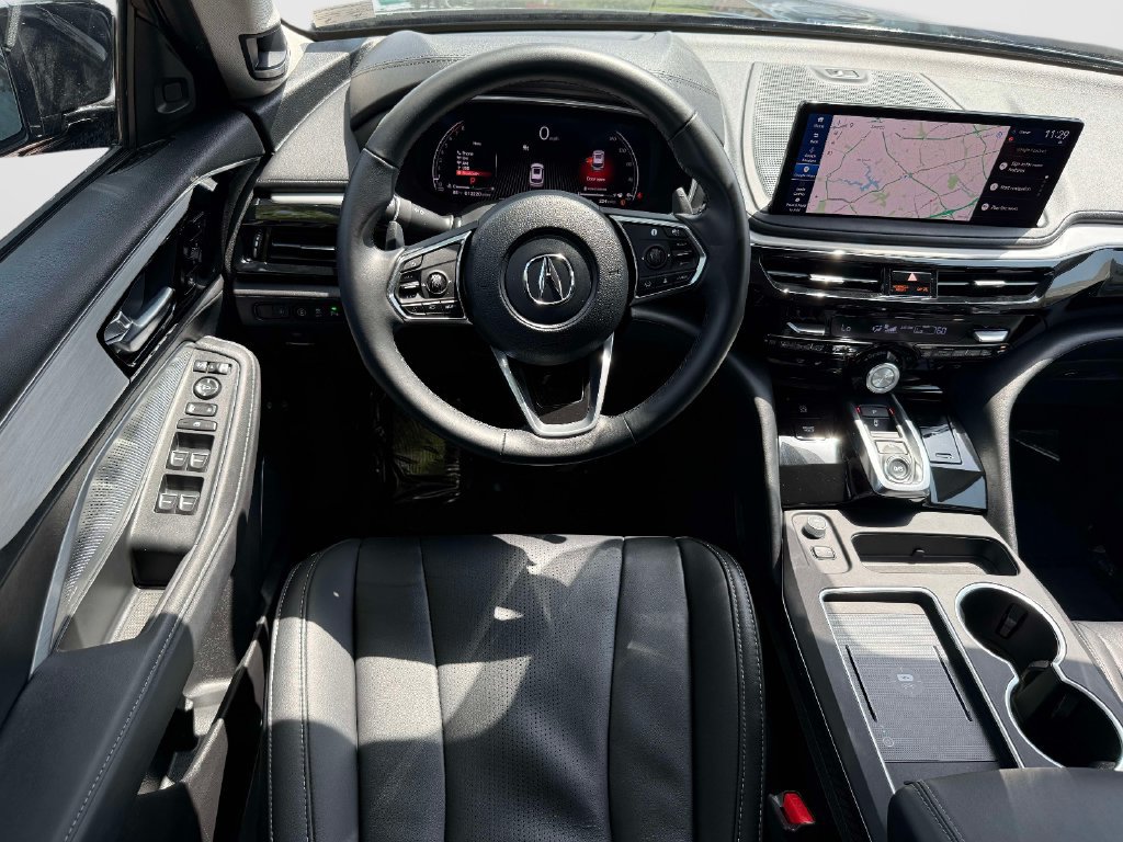 Certified 2025 Acura MDX w/ Technology Package FWD image 13
