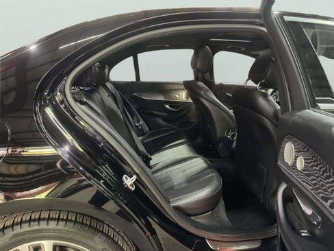 Used 2021 Mercedes-Benz E 350 4MATIC Sedan image 37