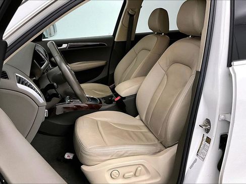 Used 2011 Audi Q5 2.0T Premium image 32
