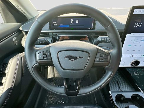 Used 2024 Ford Mustang Mach-E Select AWD/4WD image 11