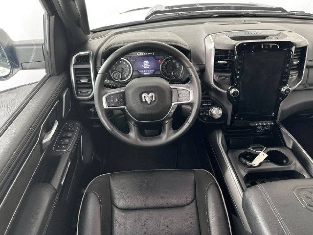Used 2023 RAM 1500 Laramie AWD/4WD image 19