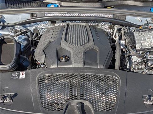 Used 2025 Porsche Macan Turbo image 26