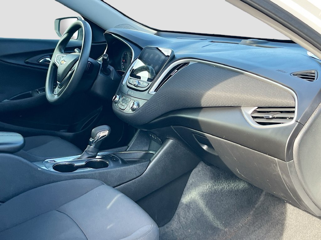Used 2024 Chevrolet Malibu LT FWD image 29
